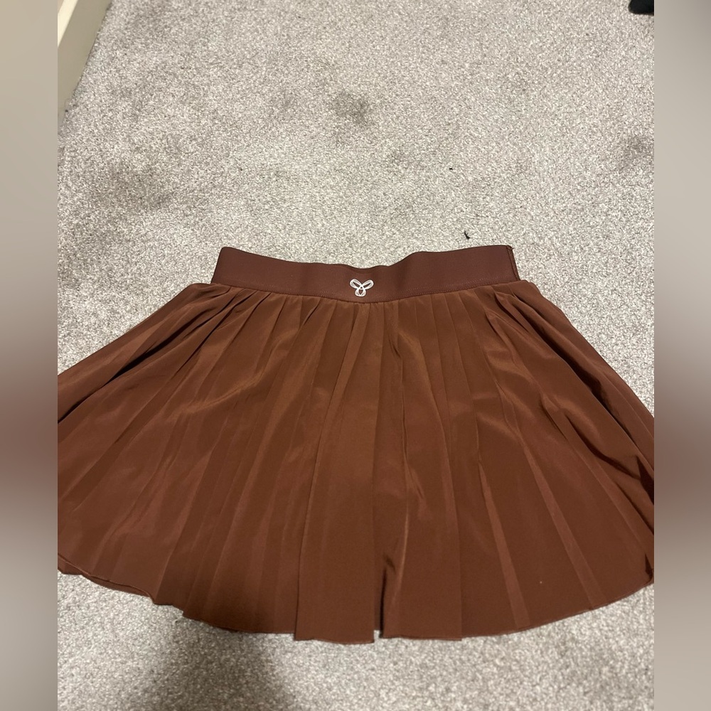 Aritzia TNA Tennis Skirt with shorts